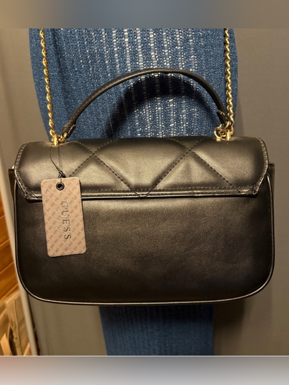 Guess NWT Black Quilted Crossbody Bag - Picture 6 of 12